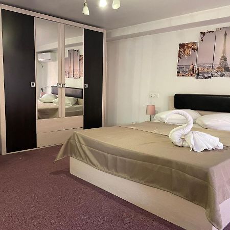 Hotel Casa Vladimirescu Drobeta Turnu Severin Esterno foto