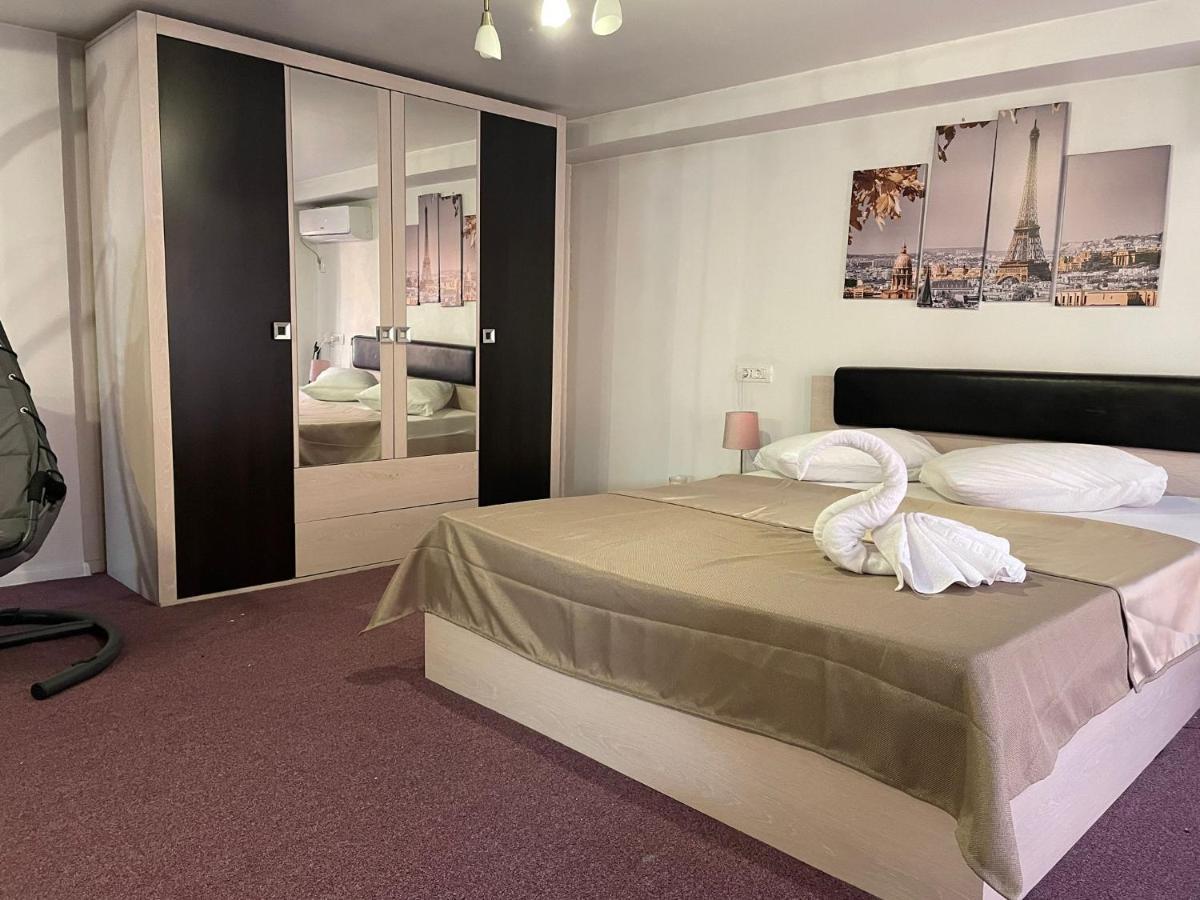 Hotel Casa Vladimirescu Drobeta Turnu Severin Esterno foto
